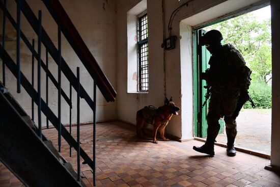 DPR Russia Ukraine Military Operation Demining