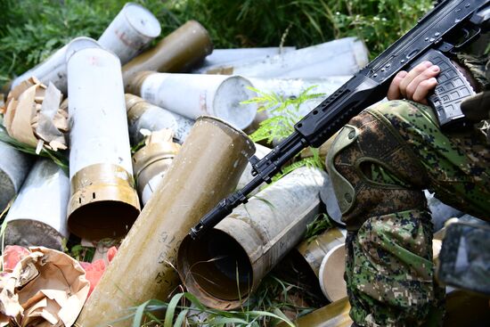 DPR Russia Ukraine Military Operation Demining