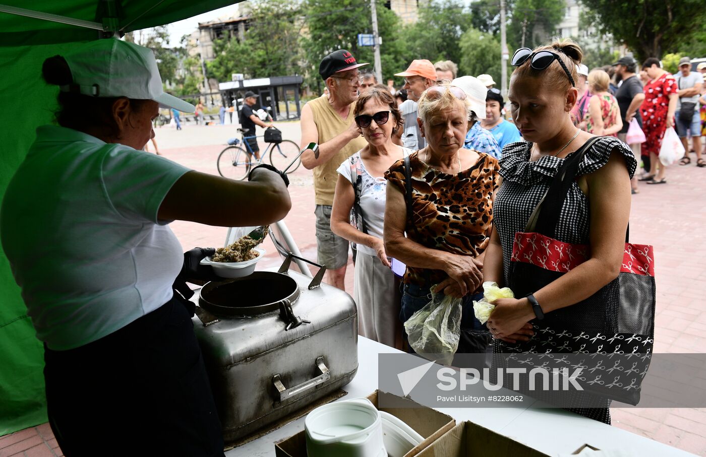 DPR Russia Ukraine Military Operation Humanitarian Aid