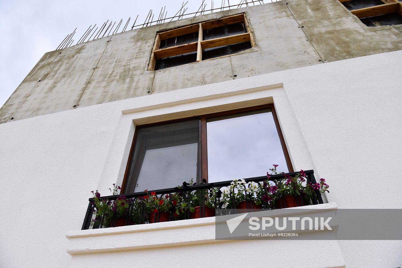 DPR Russia Ukraine Military Operation Residential Construction