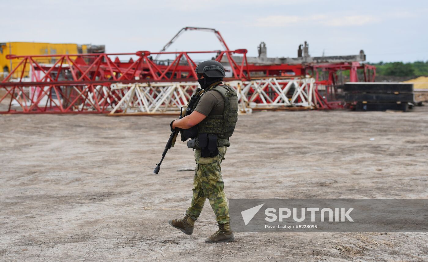 DPR Russia Ukraine Military Operation Residential Construction