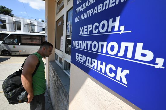 Russia Ukraine Bus Traffic