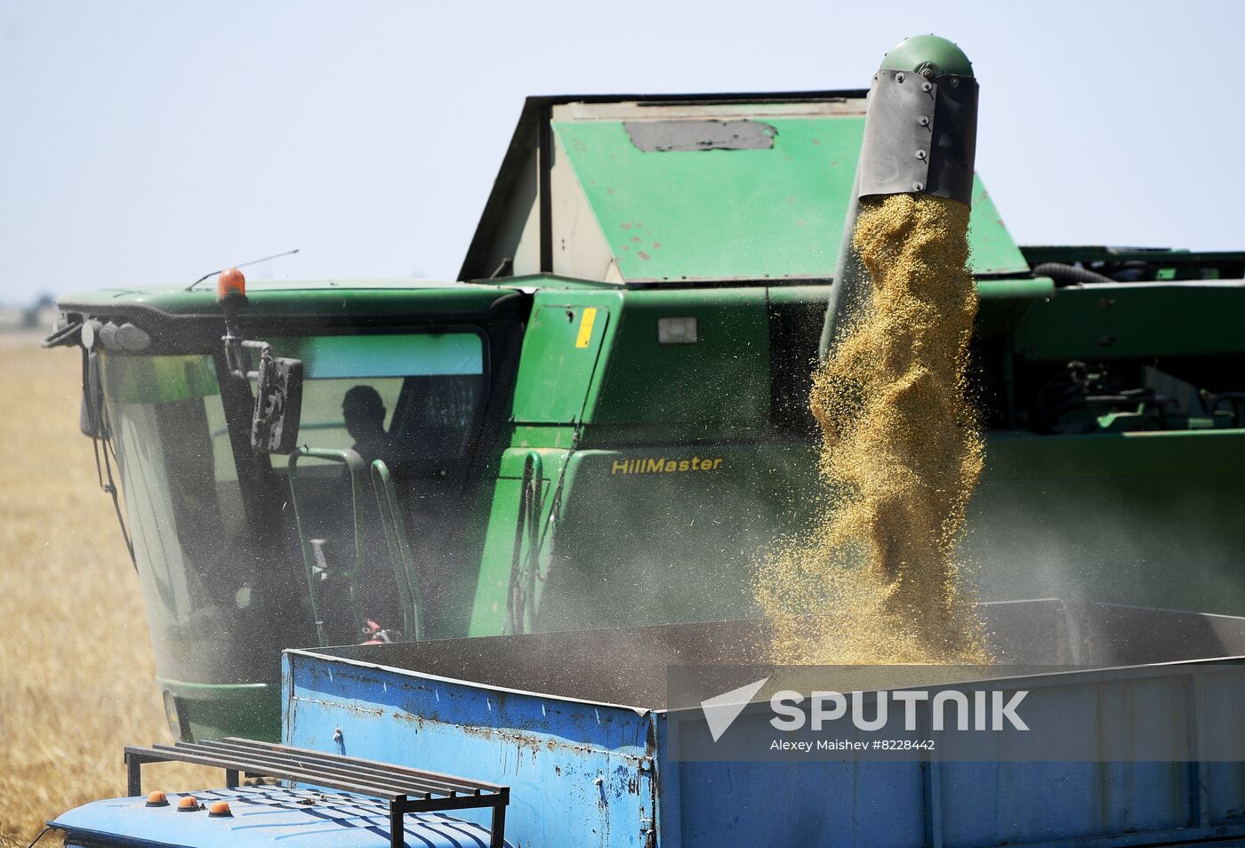Ukraine Agriculture Wheat Harvesting