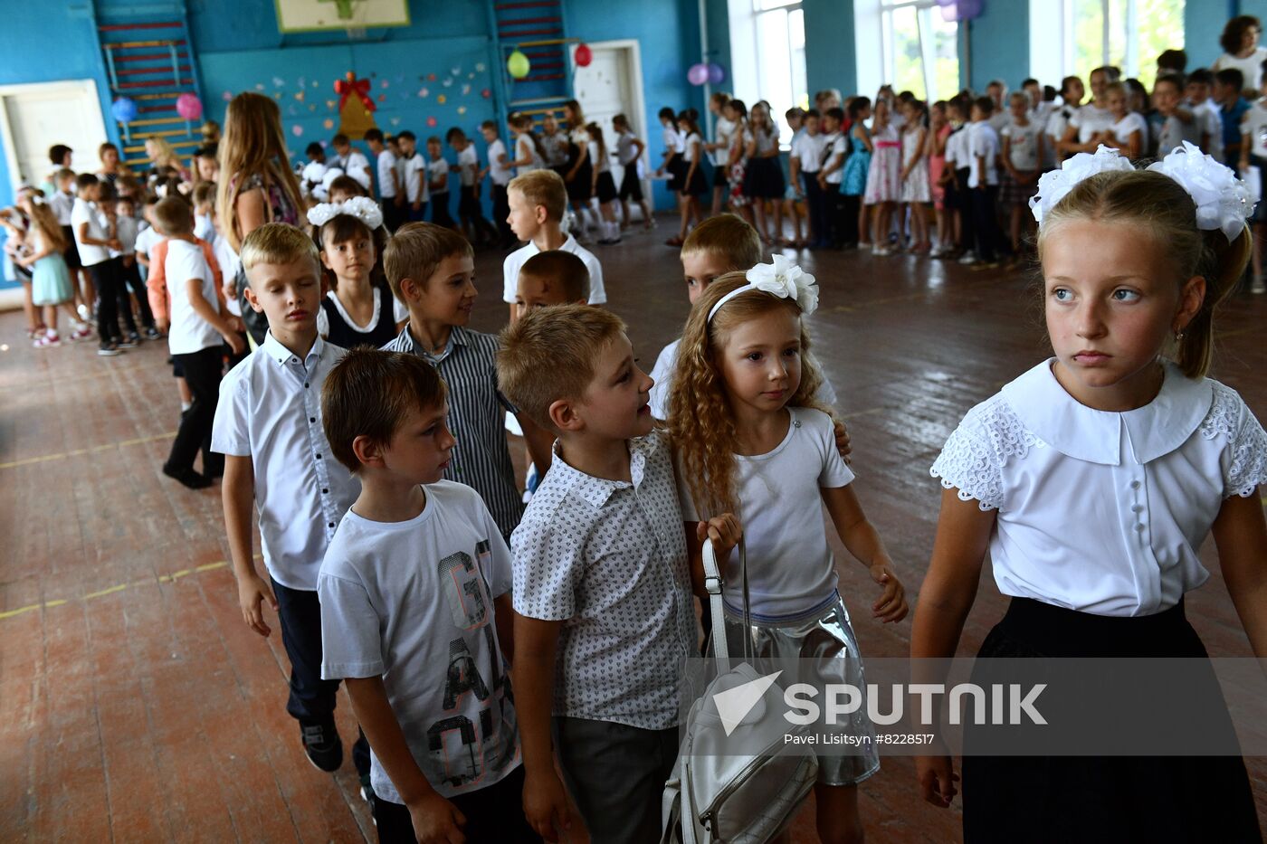 DPR Russia Ukraine Military Operation School Graduates