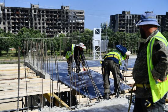 DPR Russia Ukraine Military Operation Residential Construction