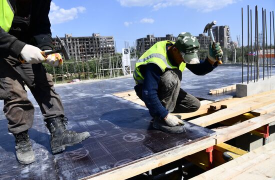 DPR Russia Ukraine Military Operation Residential Construction