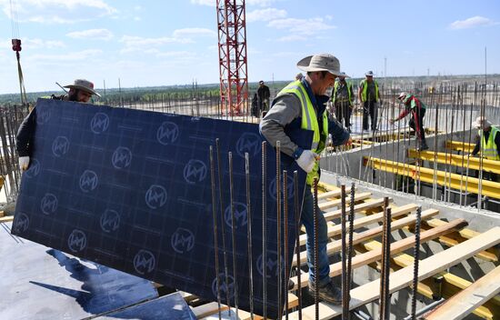 DPR Russia Ukraine Military Operation Residential Construction