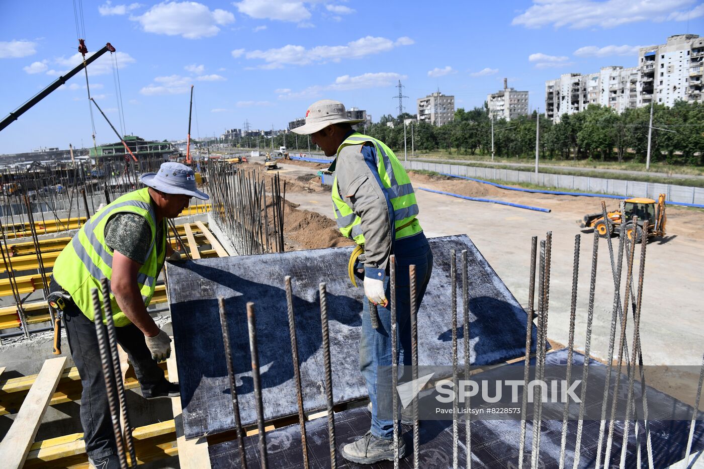 DPR Russia Ukraine Military Operation Residential Construction