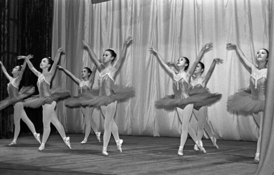 Young Japanese ballerinas in Khabarovsk