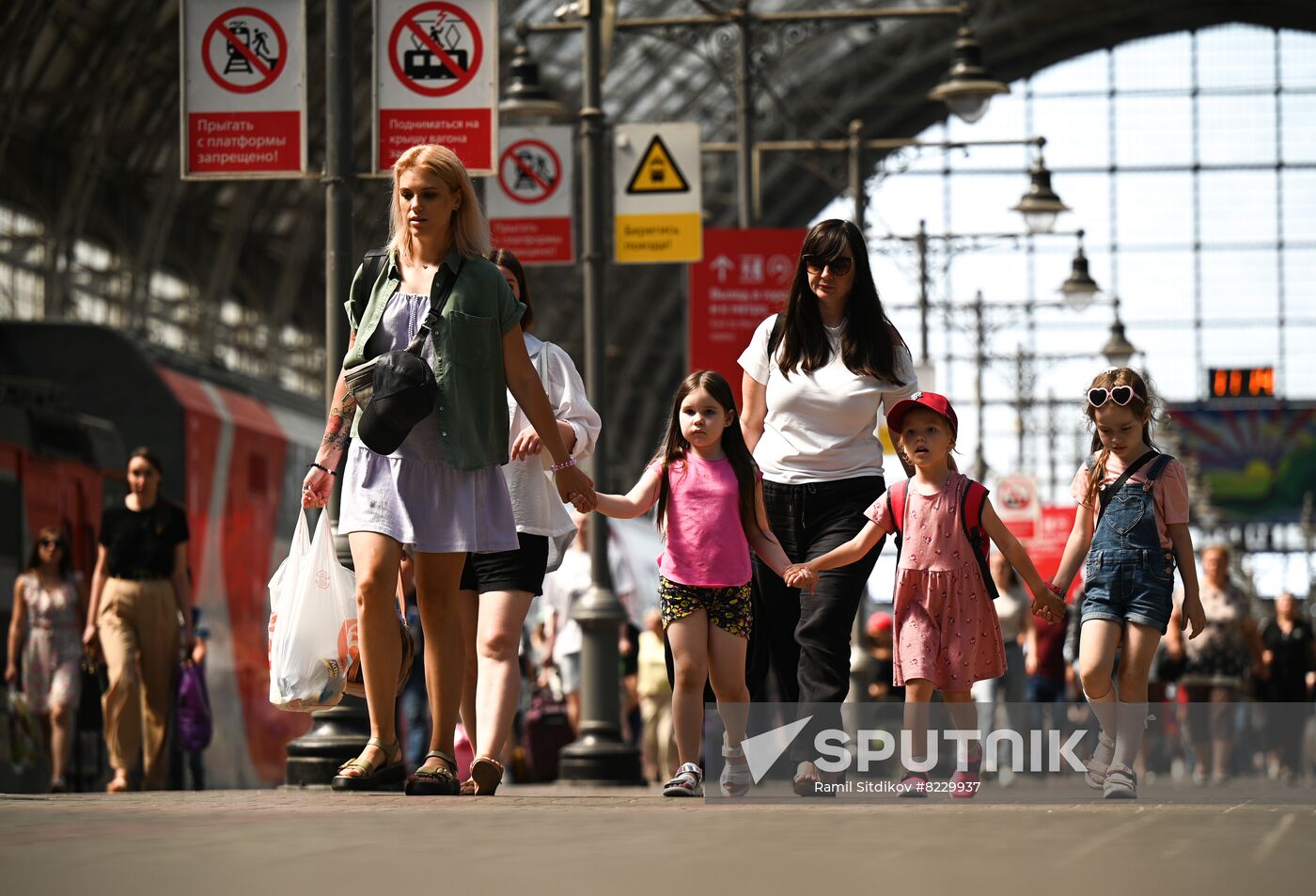 Russia Kievsky Railway Station