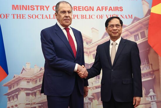 Vietnam Russia