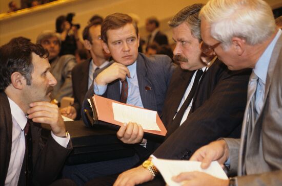 Emergency session of RSFSR Supreme Soviet