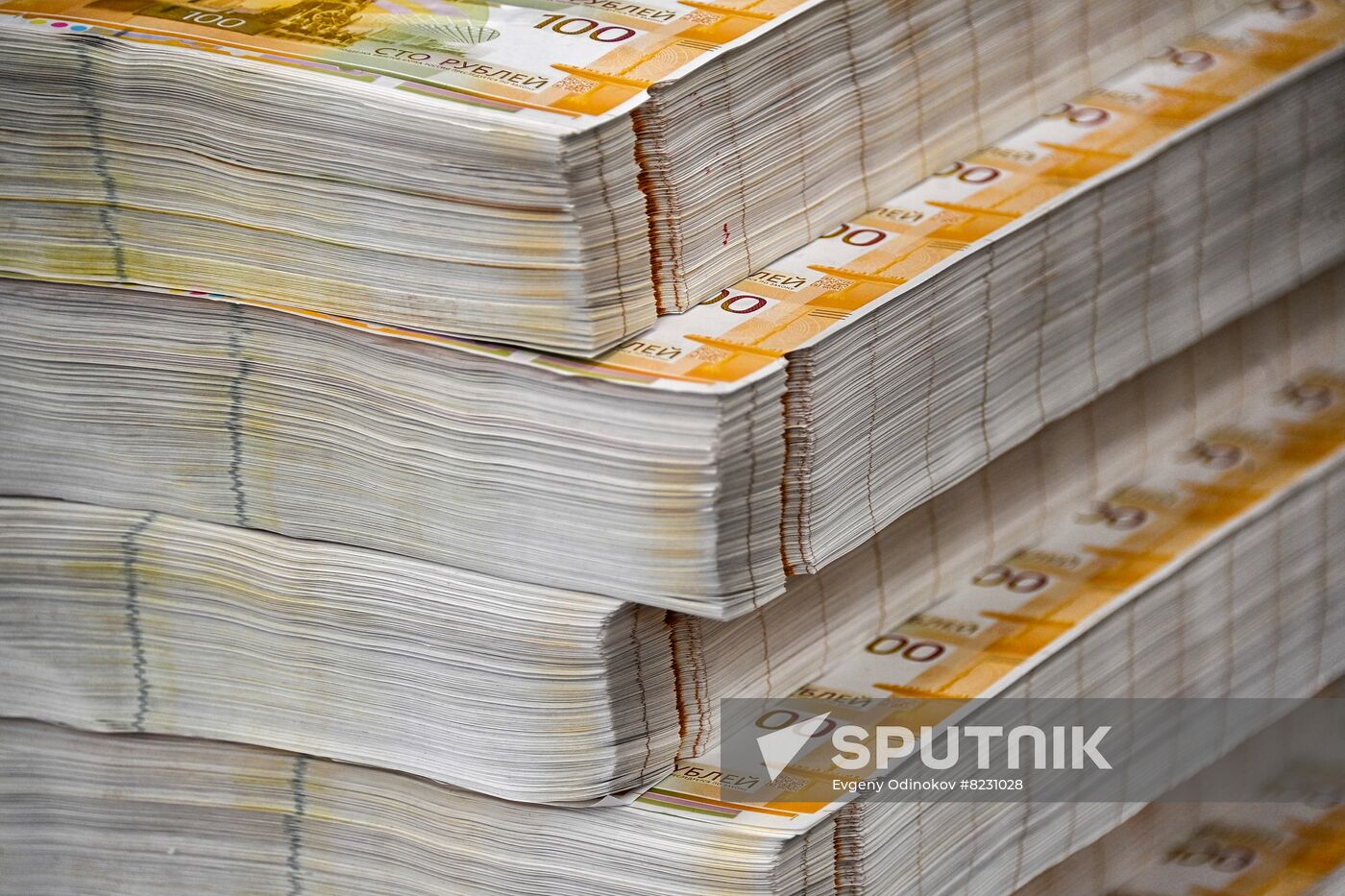 Russia Economy Banknote Production