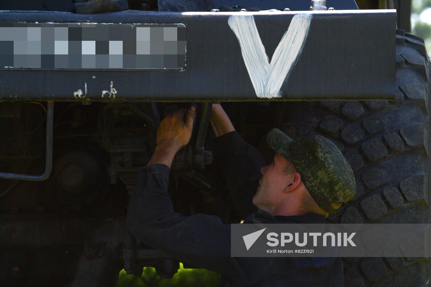 Ukraine Russia Military Operation Repair Unit
