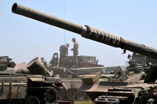Ukraine Russia Military Operation Repair Unit