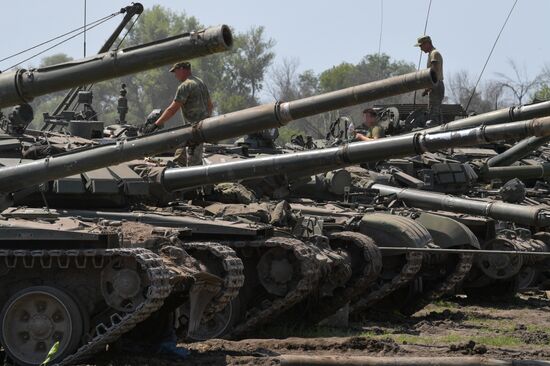 Ukraine Russia Military Operation Repair Unit