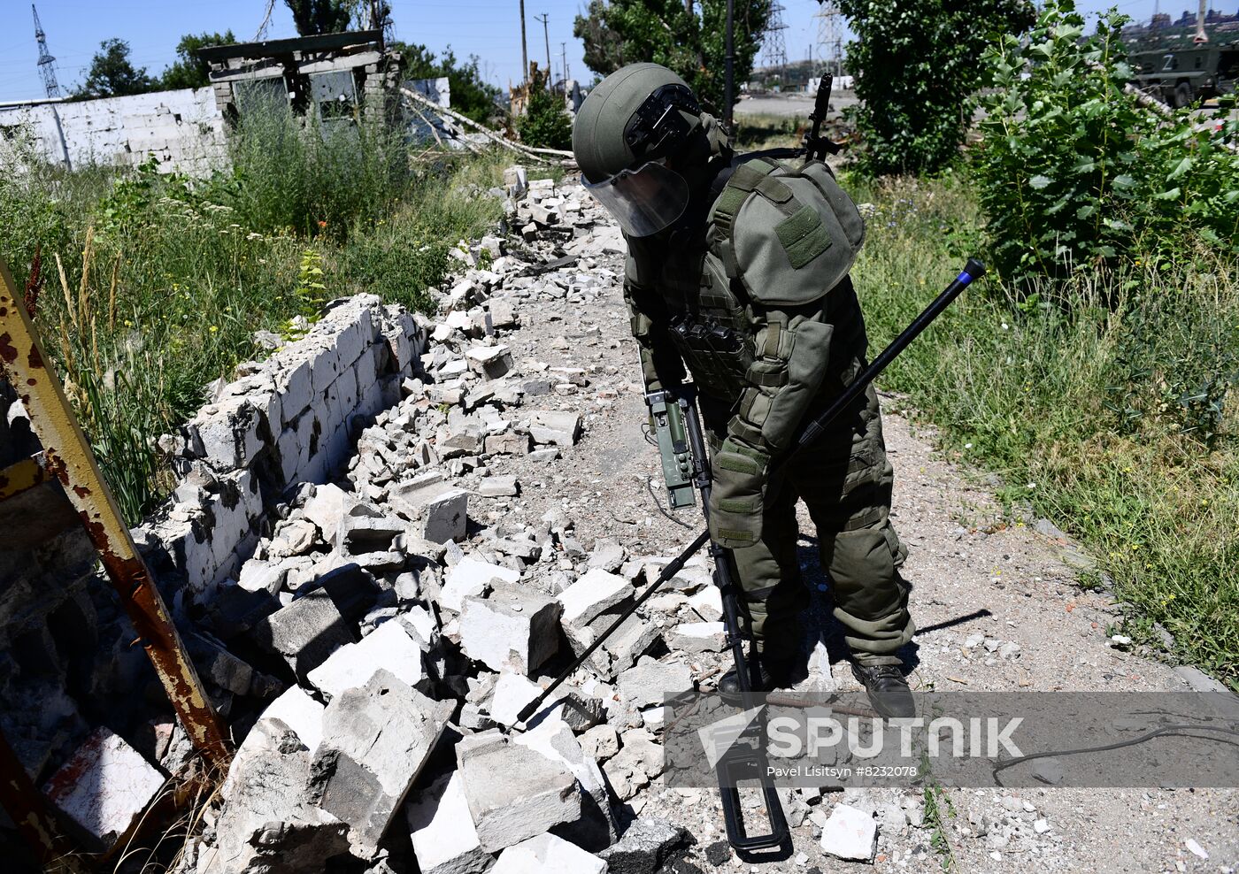 DPR Russia Ukraine Military Operation Demining