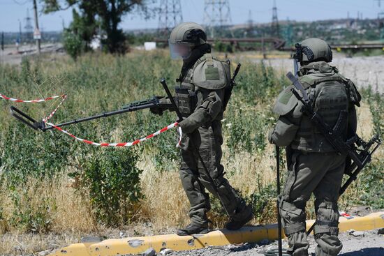 DPR Russia Ukraine Military Operation Demining