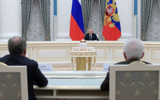 Russia Putin Parliament