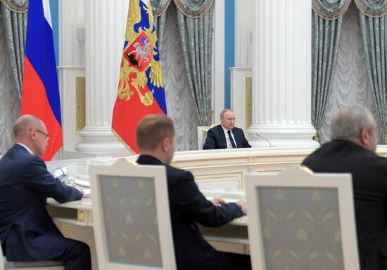 Russia Putin Parliament