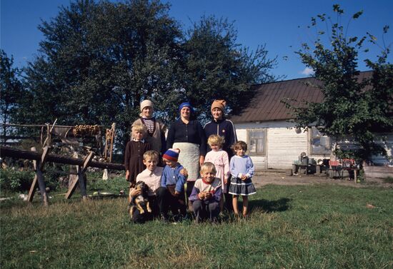 Chmil family of Ukrainian farmers