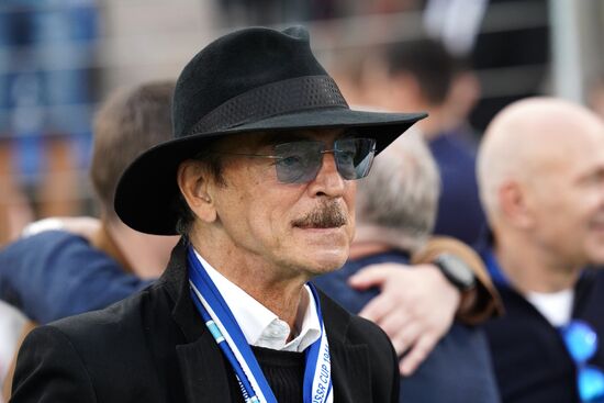 Russia Soccer PARI Legends Zenit - Spartak