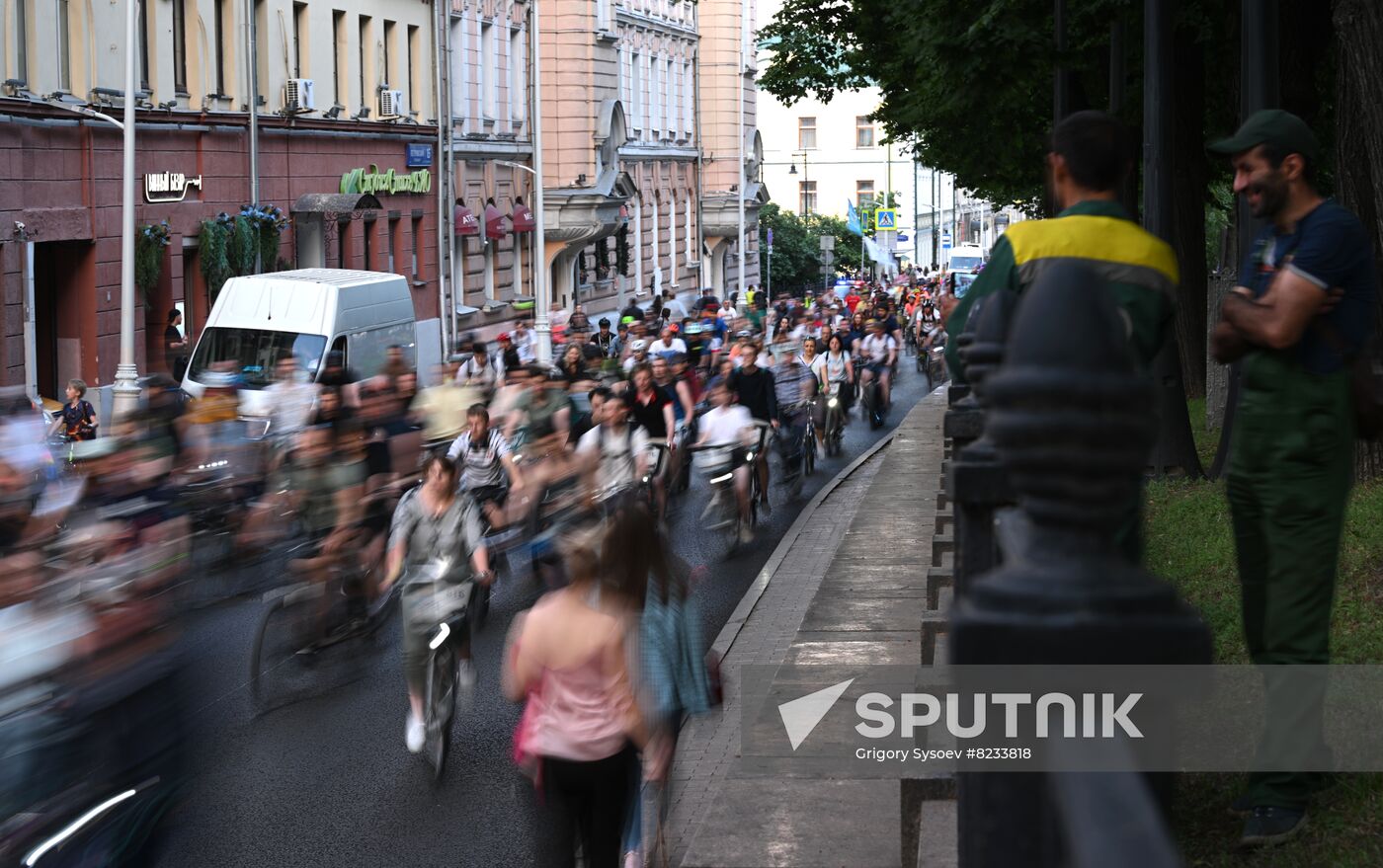 Russia Night Cycling Festival