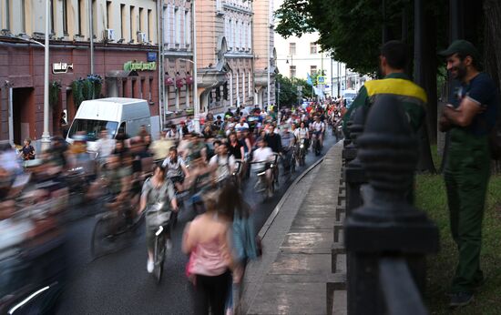 Russia Night Cycling Festival