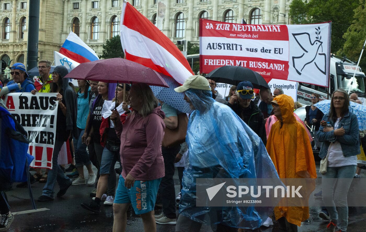 Austria Ukraine Financial Support Protest