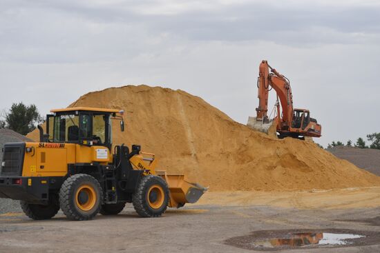 DPR Russia Ukraine Military Operation Construction Site