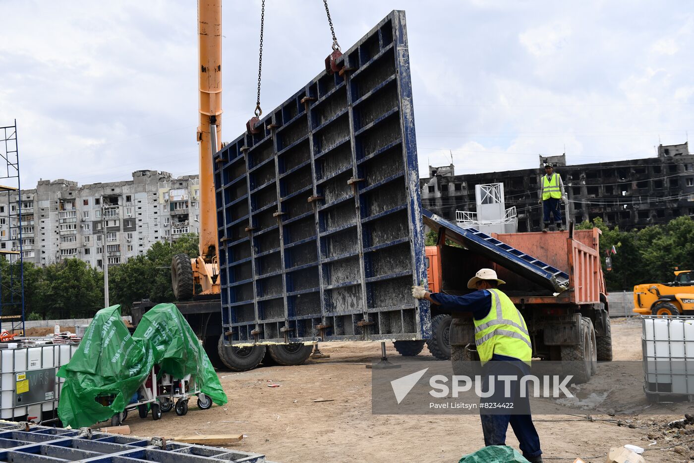 DPR Russia Ukraine Military Operation Construction Site