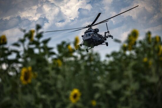 Ukraine Russia Military Operation Airfield