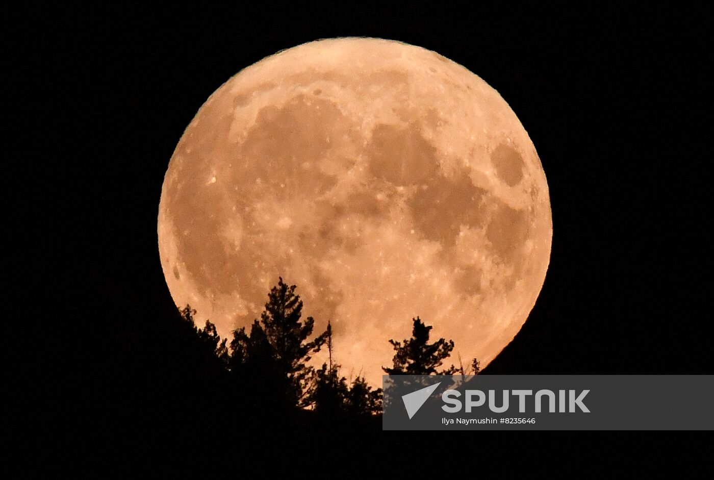 Russia Supermoon