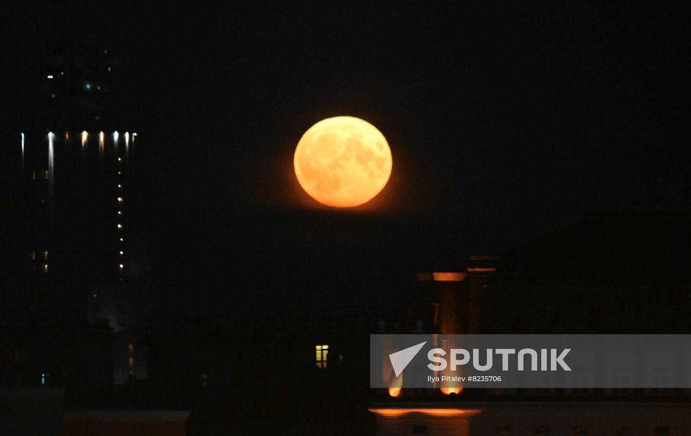 Russia Full Moon