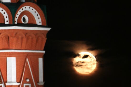 Russia Supermoon