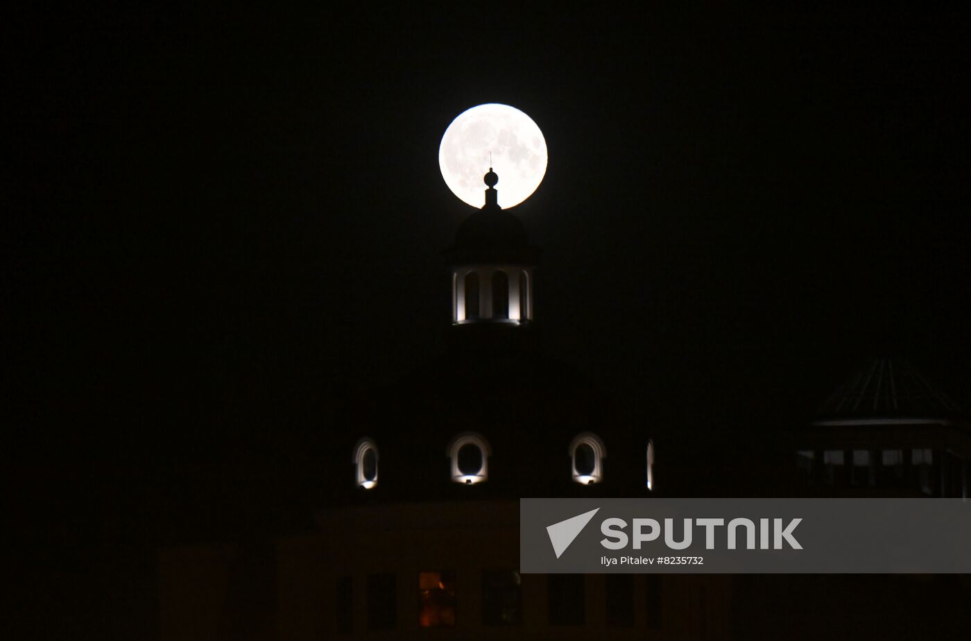 Russia Supermoon