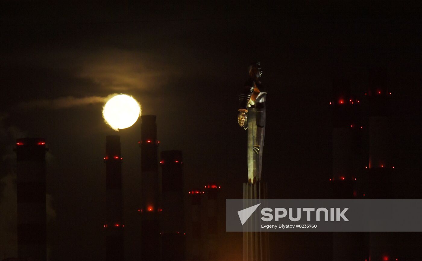 Russia Supermoon