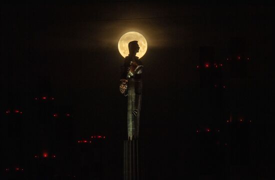 Russia Supermoon