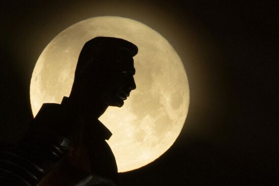 Russia Supermoon
