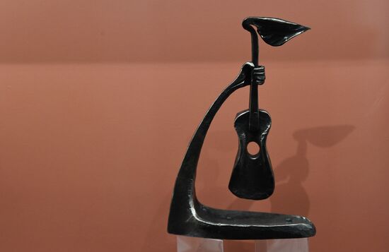 Exhibition Love Affair with Life: Masterpieces from Yevgeny Yevtushenko's Collection