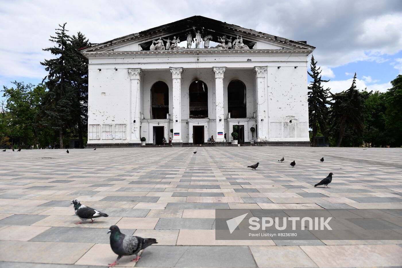 DPR Russia Ukraine Military Operation Drama Theater