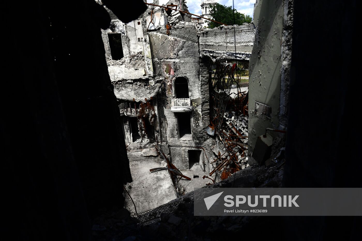 DPR Russia Ukraine Military Operation Drama Theater