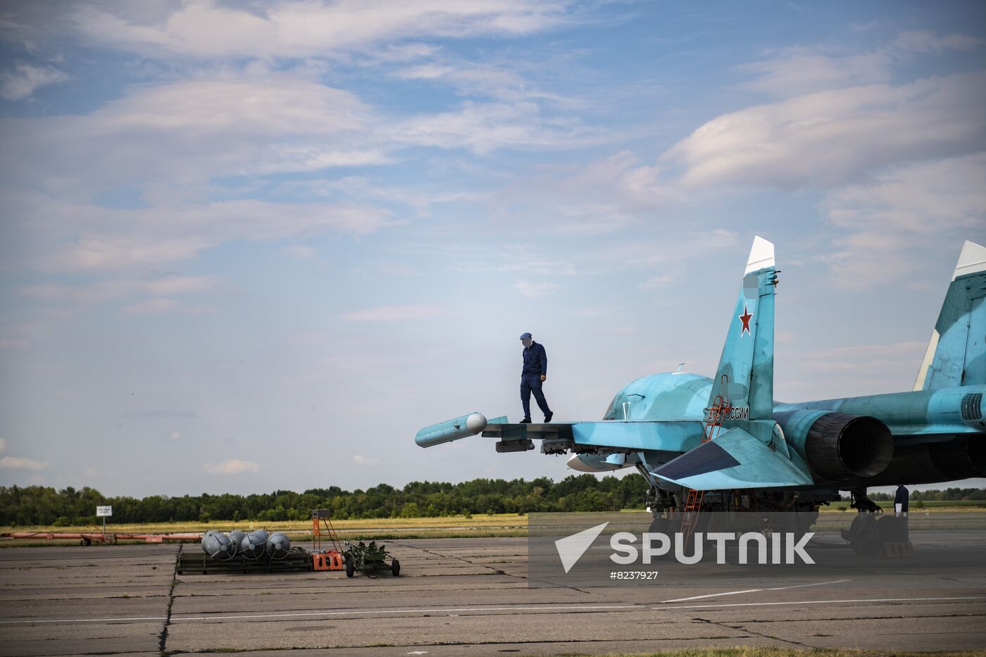 Ukraine Russia Military Operation Fighter Jets