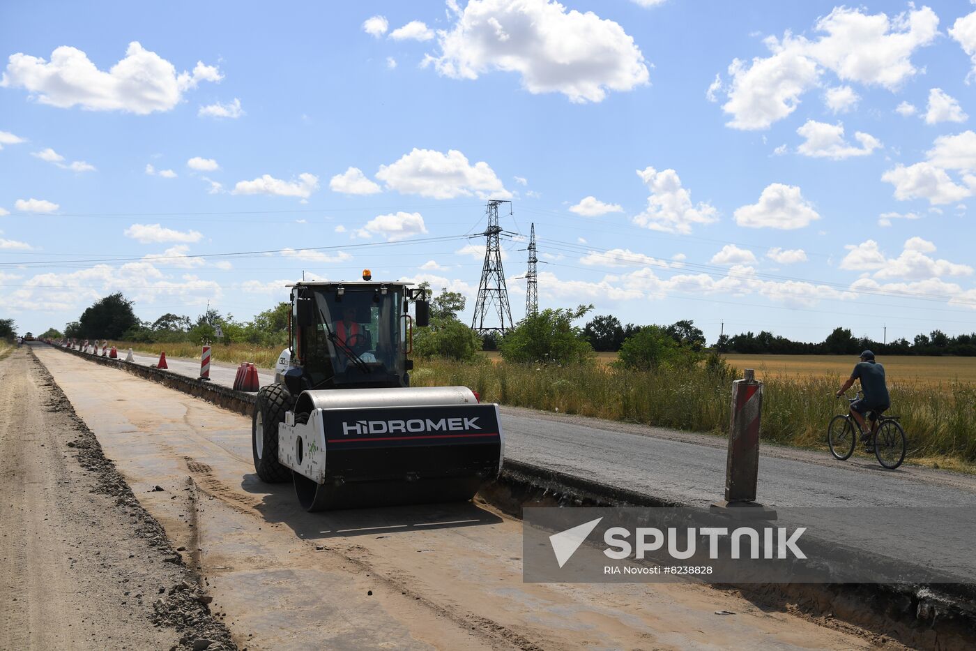 Ukraine Russia Military Operation Road Repair