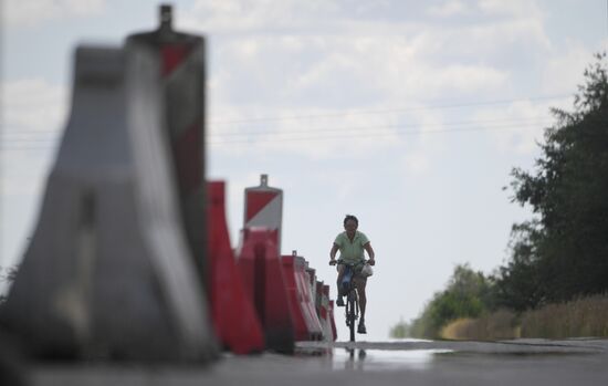 Ukraine Russia Military Operation Road Repair