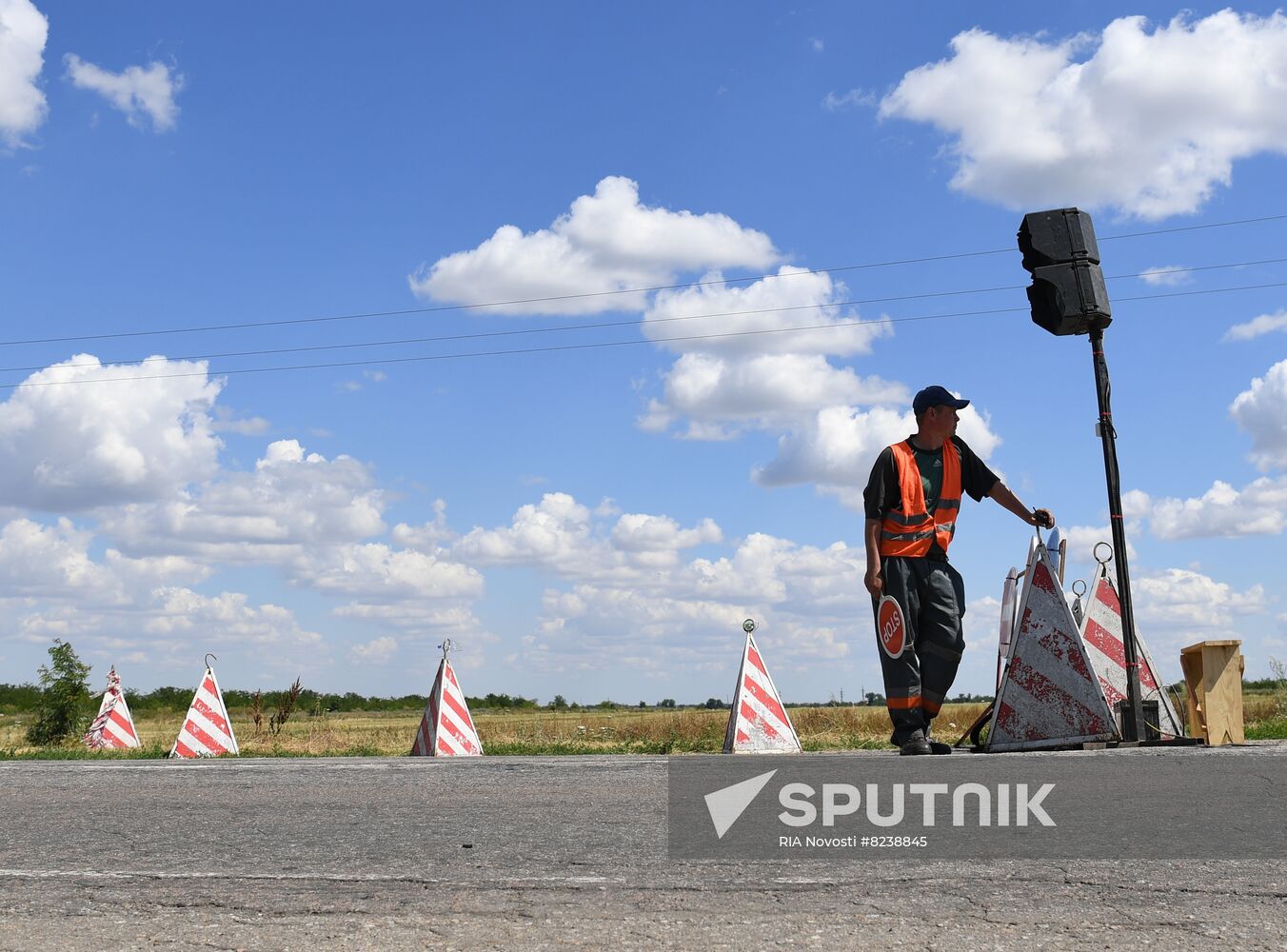 Ukraine Russia Military Operation Road Repair