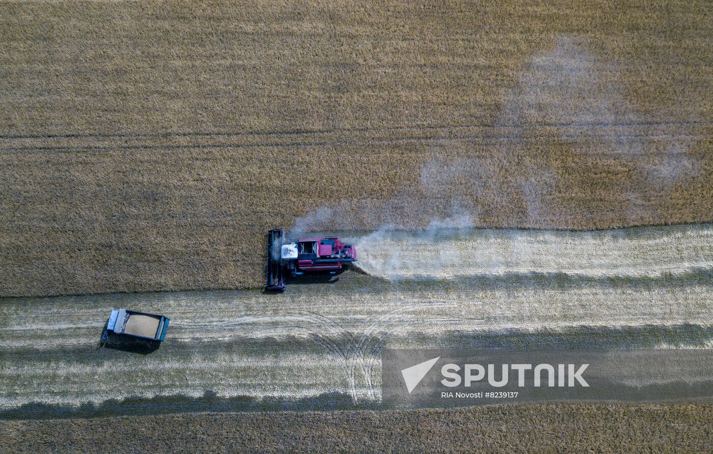 DPR Agriculture Wheat Harvesting