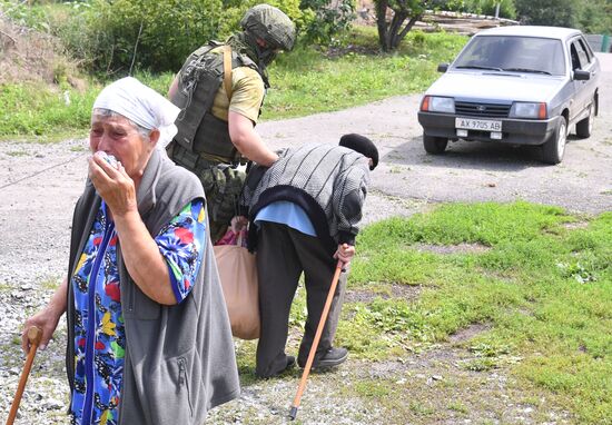 Ukraine Russia Military Operation Evacuation