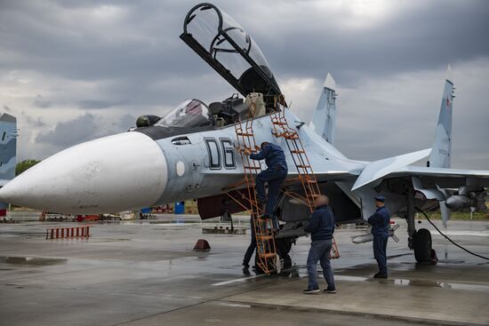 Ukraine Russia Military Operation Airfield