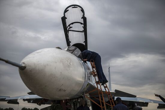 Ukraine Russia Military Operation Airfield